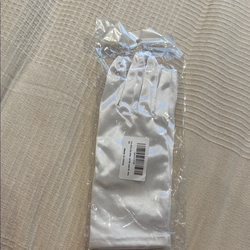 Elegant White Satin Gloves(Ships from OR)